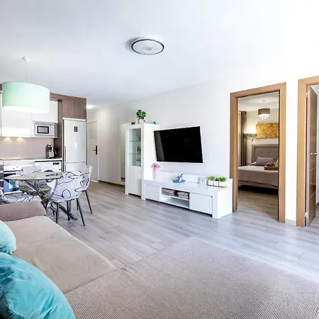 In Mareverde Complex Apartment *