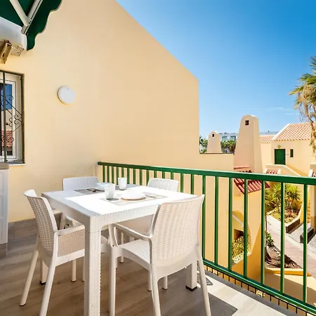 In Mareverde Complex Apartment