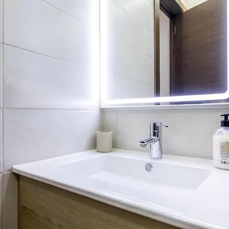 In Mareverde Complex Apartment