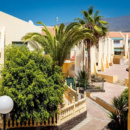 Apartment In Mareverde Complex